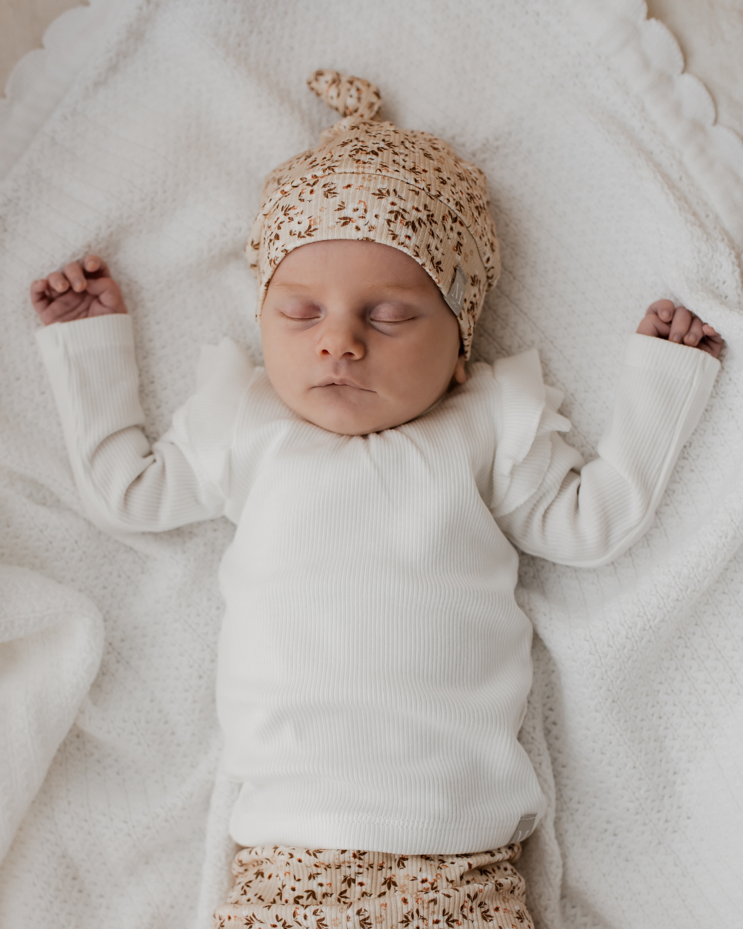 Ruffle Longsleeve | Ecru Rib