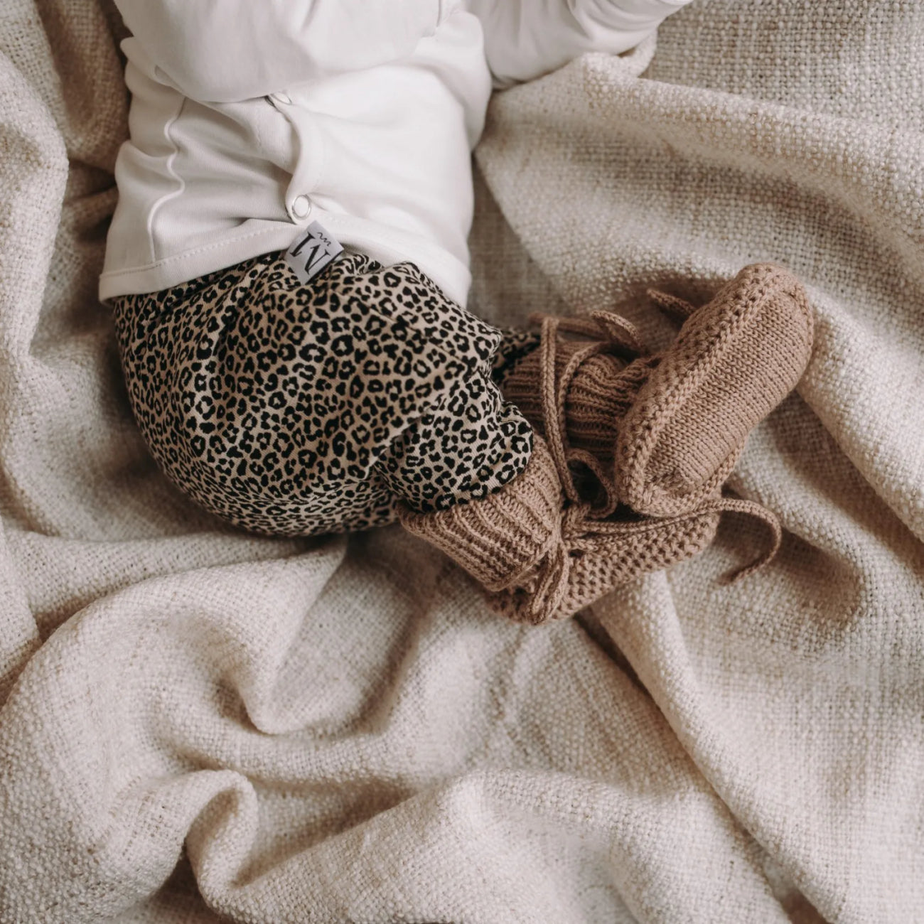 broekje-mini-leopard-momsandminis