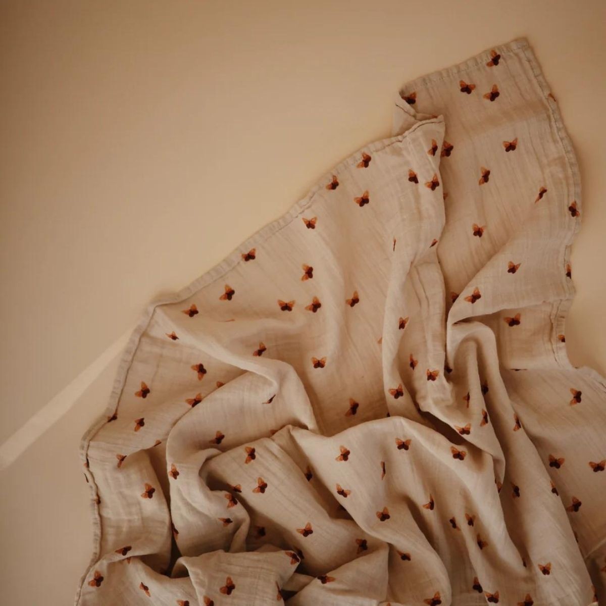 swaddle-butterflies 2_Momsandminis