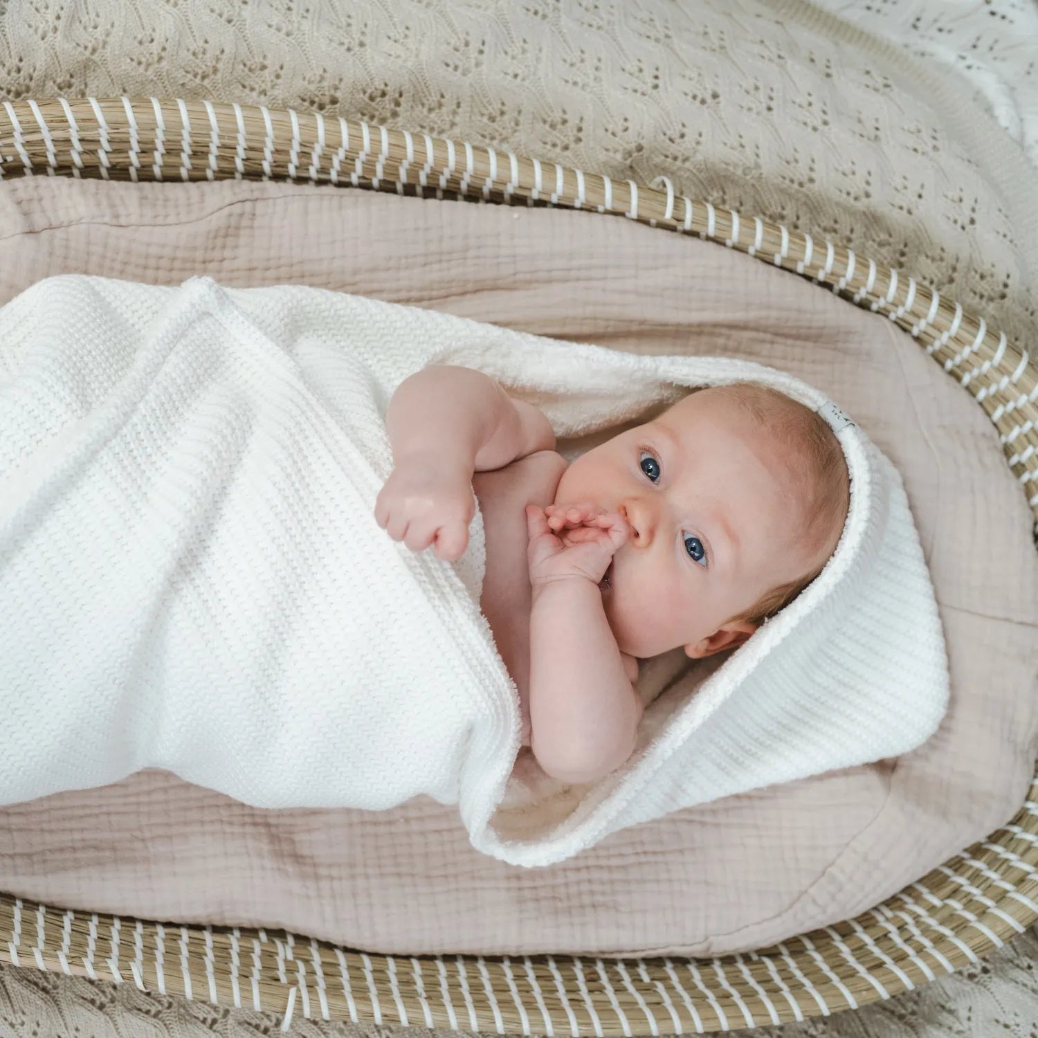 Wikkeldoek-knit-ecru_Momsandminis.jpg