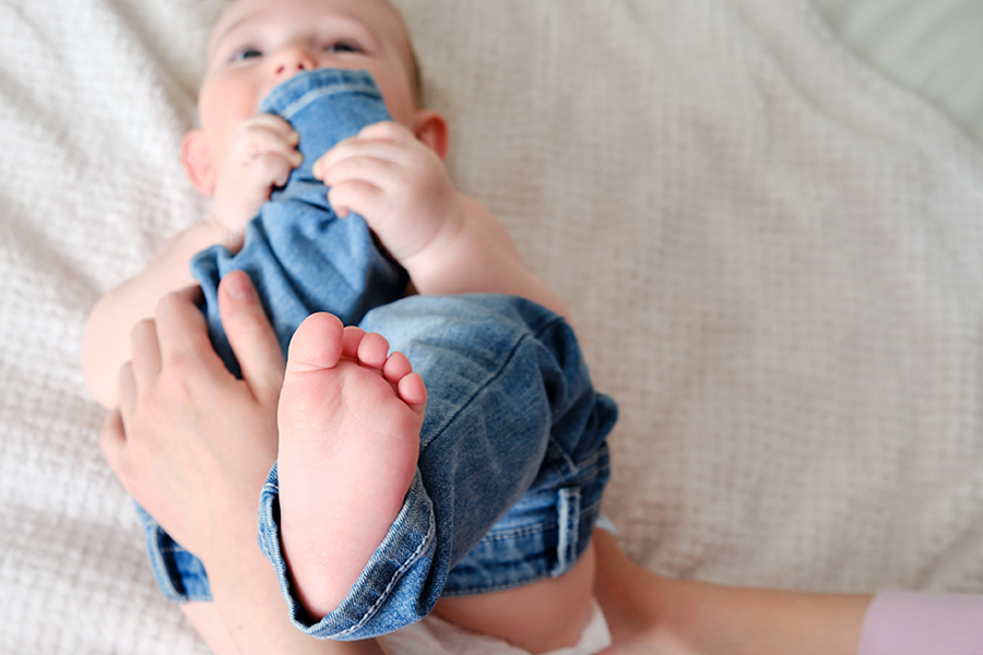 Spijkerbroeken voor baby's: Leuk om te zien, maar niet om te dragen