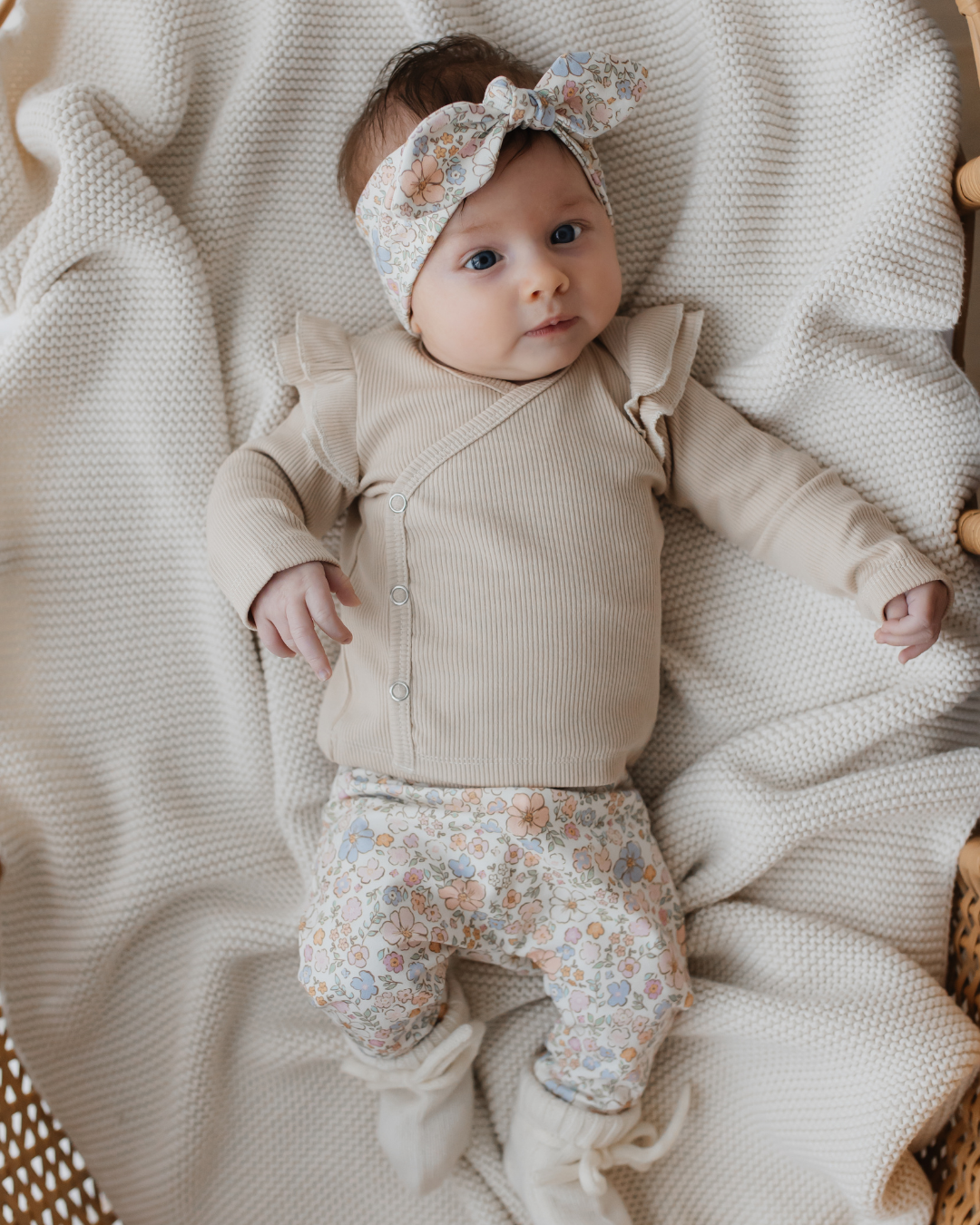 Ruffle Overslagshirtje | Beige Rib