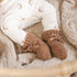 Baby-broekje-Maantjes-Slofjes-licht-bruin_Momsandminis.jpg