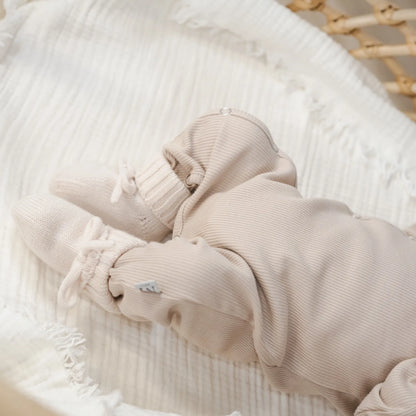 Boxpakje-rib-beige-Slofjes-off-white-2_Momsandminis.jpg