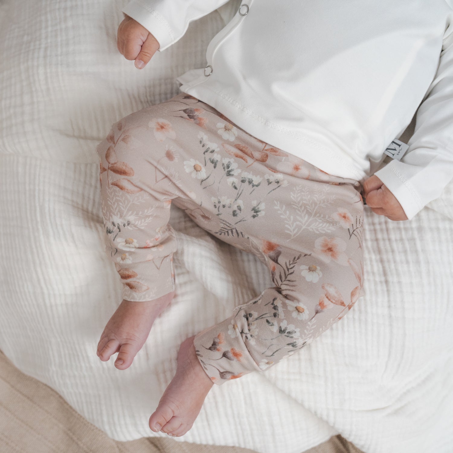 Broekje-floral alina 2_Momsandminis