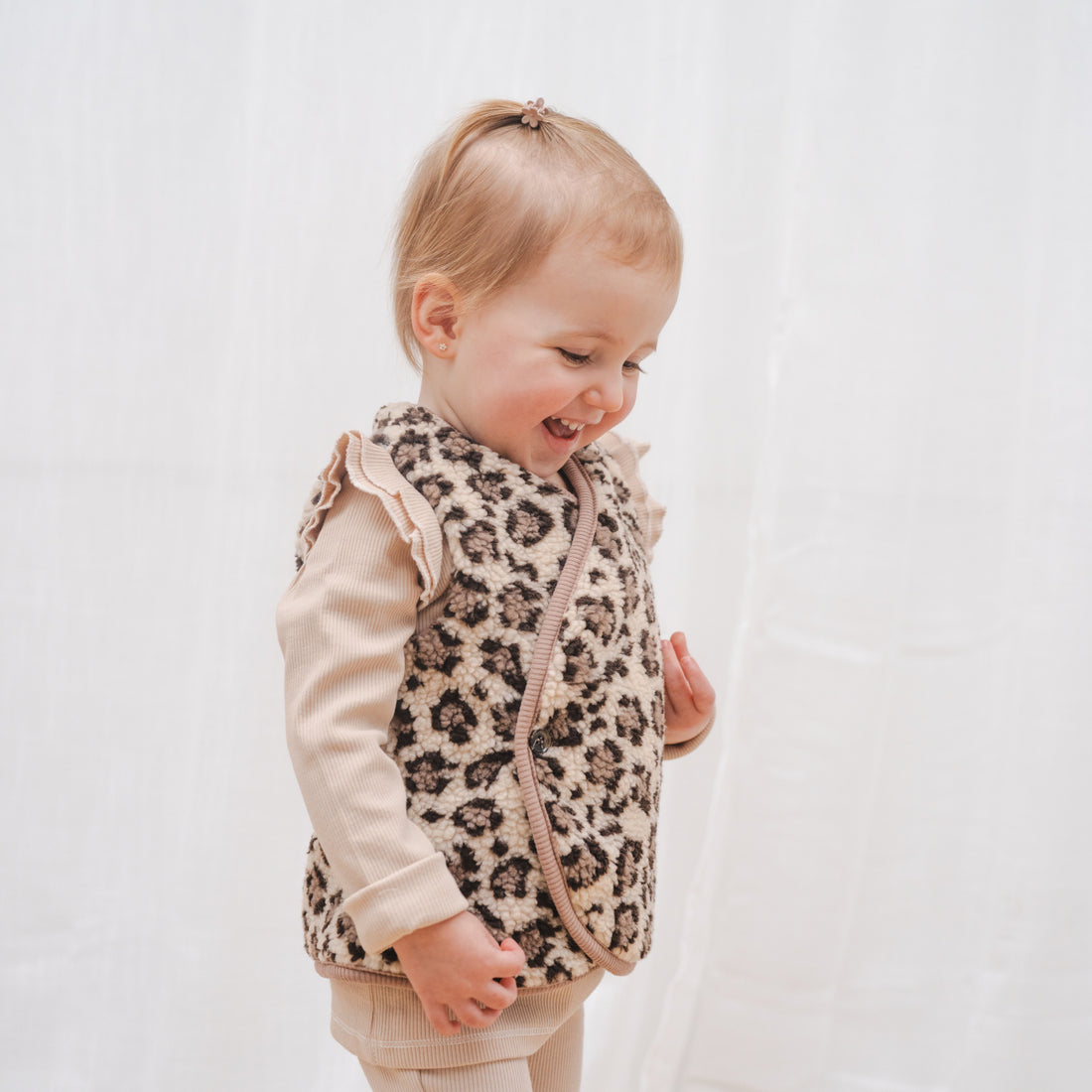 Gilet leopard_Momsandminis