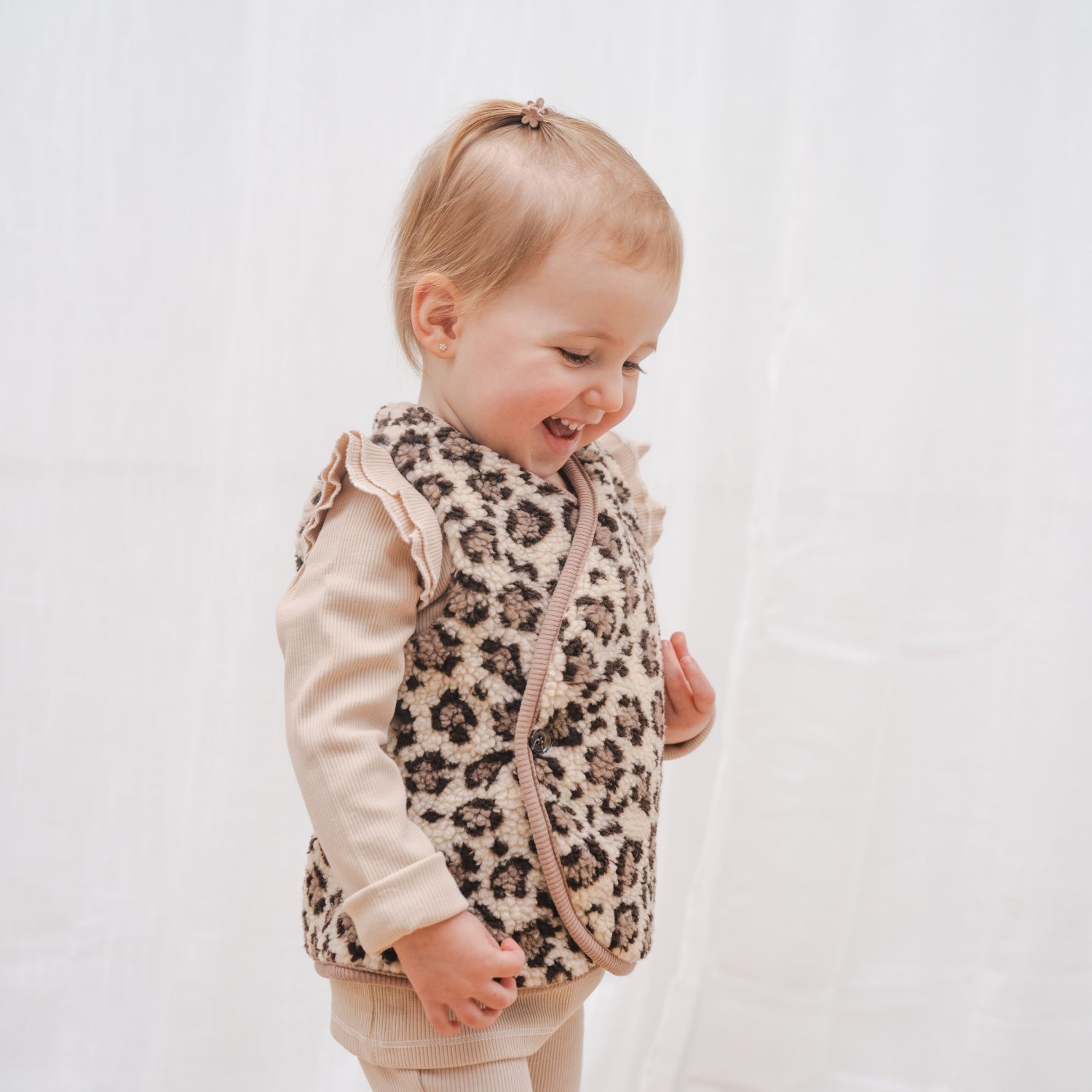 Gilet leopard_Momsandminis
