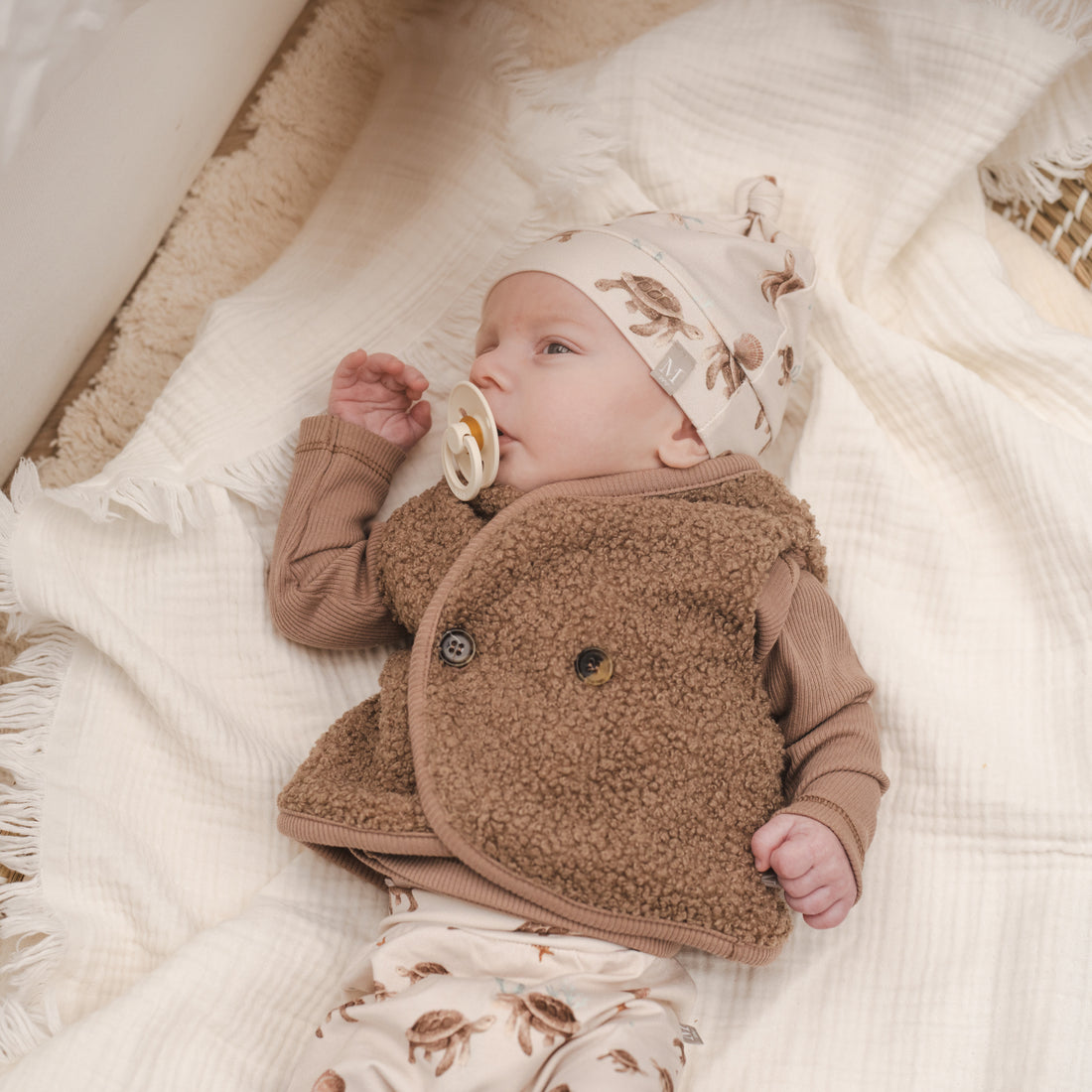Gilet teddy taupe_Momsandminis