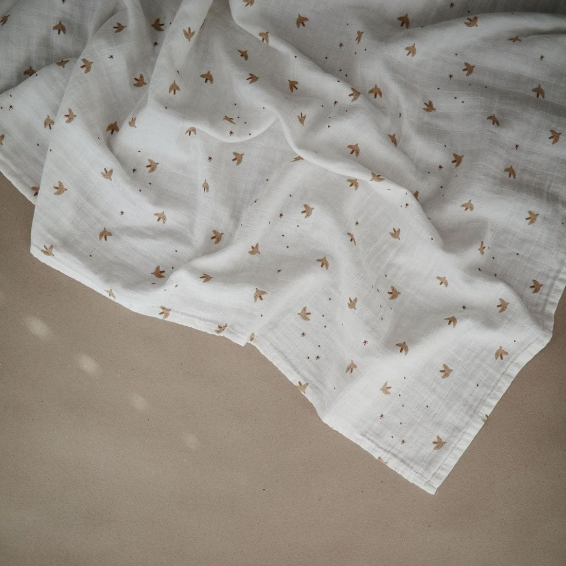 swaddle-sparrows 2_Momsandminis